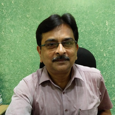 Dr Manas Kundu